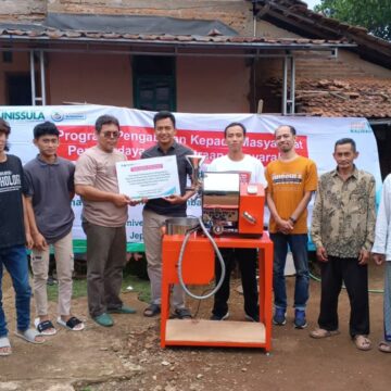 Unissula Bawa Revolusi pada UMKM Kopi Boyo Melalui Mesin Roasting dan Digitalisasi