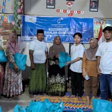 PHOTO-2026-04-07-11-44-18 Tanggul Sungai Tuntang Jebol, Ratusan Rumah di Trimoyo Demak Terendam