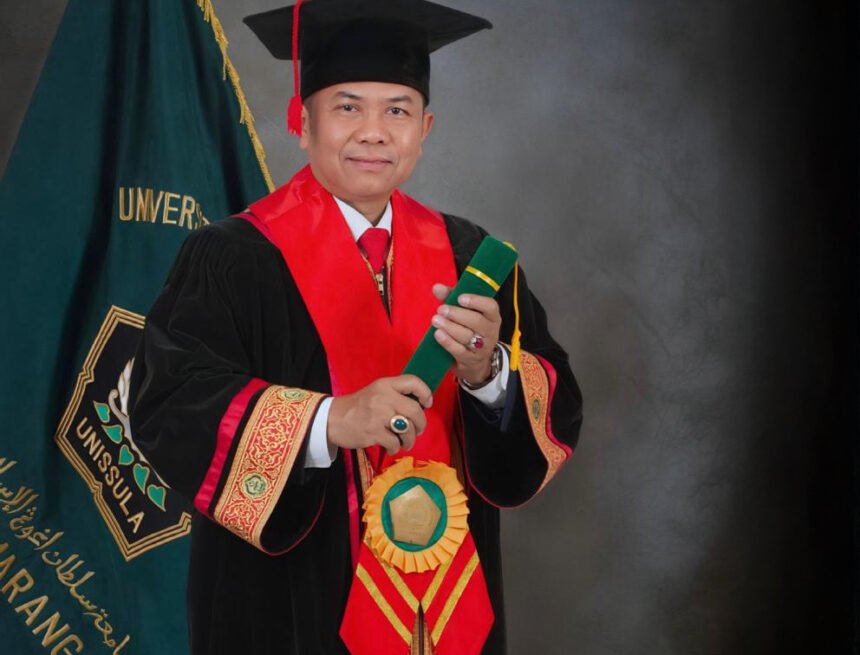 UNISSULA Tetapkan Brigjen TNI (Purn) Sudarto sebagai Profesor Kehormatan Bidang Ilmu Hukum